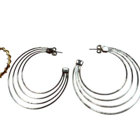 Nine Pairs Of Hoop & Stud Earrings In Mixed Silver & Gold Tones A179 - Picture 6 of 14